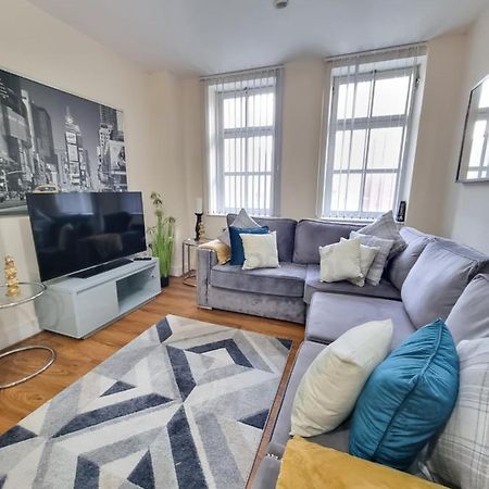 2 Bedroom - City Centre Location - Perfect For Family'S Bradford  Eksteriør bilde