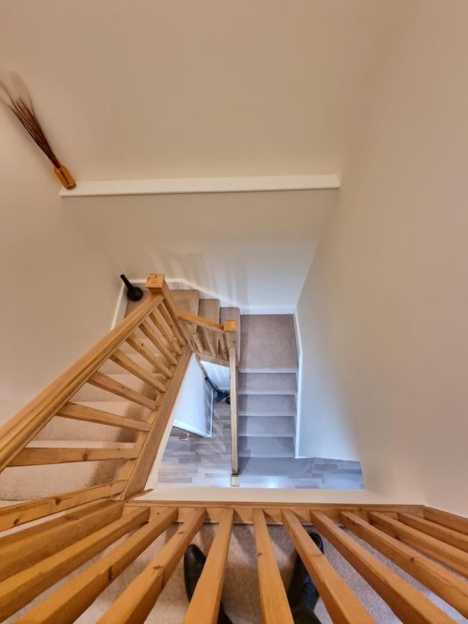 2 Bedroom - City Centre Location - Perfect For Family'S Bradford  Eksteriør bilde