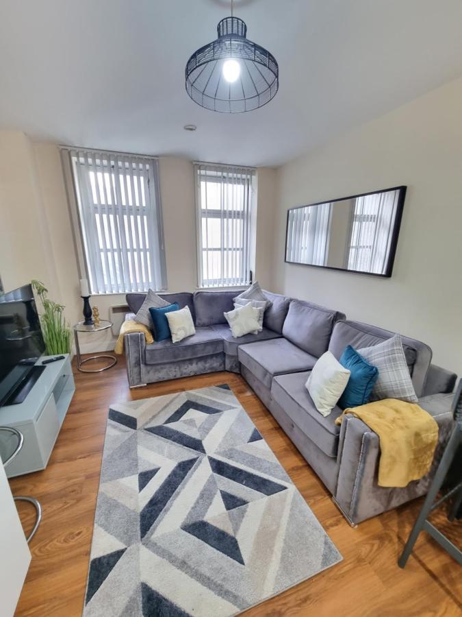 2 Bedroom - City Centre Location - Perfect For Family'S Bradford  Eksteriør bilde